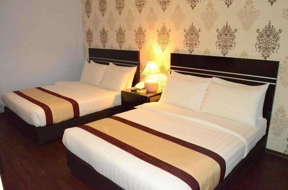 Bluebell Hotel Skudai Exterior foto